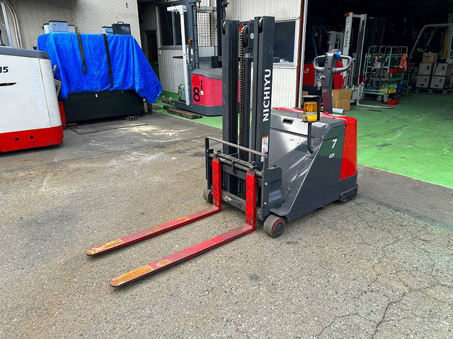 ニチユ フォークリフト カウンターウエイト 中古