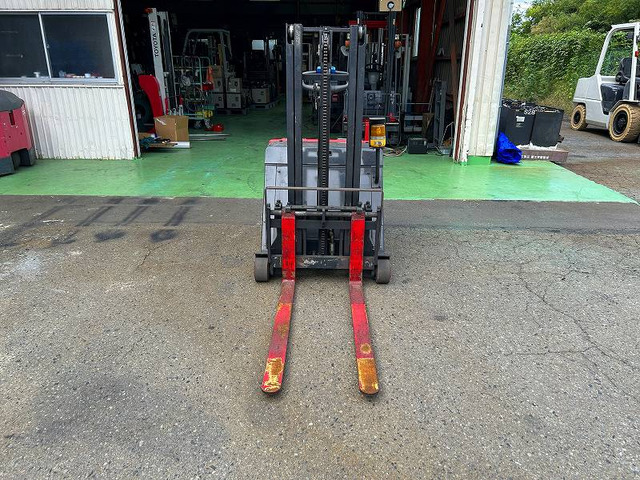 中古車 その他 ニチユ カウンターリフト 2m 700kg チルト