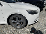 審査通過率99パーセントの実績。一般的なオートローンに加え、国産車・上限200万円・最長24回払いまでの「自社ローン」にも対応。審査に不安がある方も無理のない計画的なプランをご提案します。