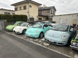 他にも8台の程度重視の、ワーゲンのカブリオレ??ブラックが1台 シルバーカブリオレ2台ライトブルーカブリオレ2台ホワイトカブリオレ、イエロー、カブリオレ、オレンジ、クーペパープルクー