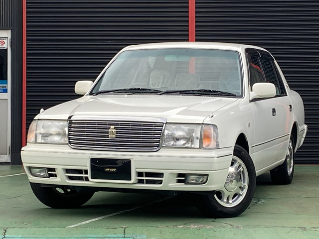 クラウンセダン（トヨタ）の中古車 | 中古車情報・中古車検索なら【車選びドットコム（車選び.com）】