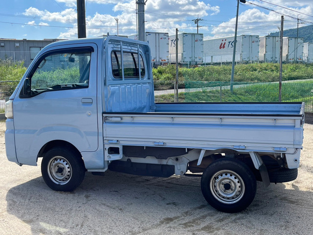 中古車 ダイハツ ハイゼットトラック スタンダード 車検7年6月 5MT エアコン 2WD の中古車詳細 (83,000km, ライトブルー,  滋賀県, 58万円) | 中古車情報・中古車検索なら【車選びドットコム（車選び.com）】