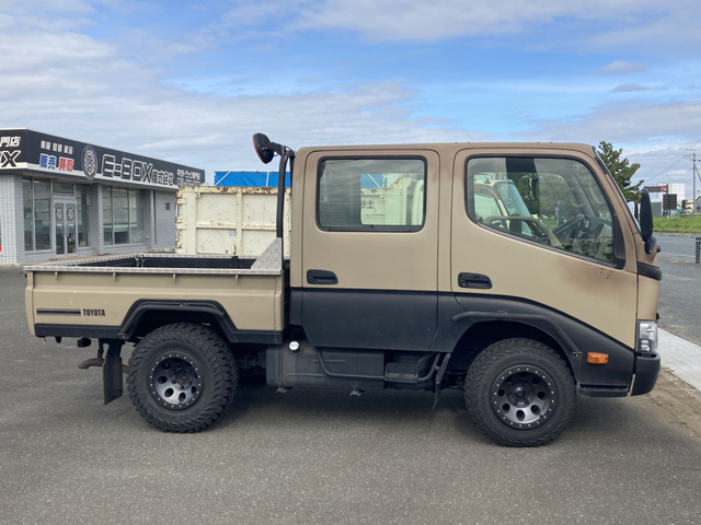 トヨタ ダイナ 3.0 ダブルキャブ 低床 ディーゼル MTタイヤ