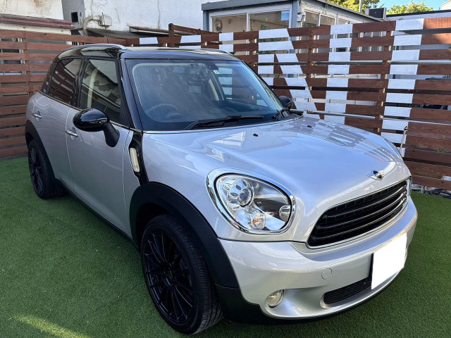 中古車 BMW MINI ミニクロスオーバー ワン 6速MT ドラレコ ETC 車検整備付 の中古車詳細 (8,500km, シルバーツートン,  大阪府, 128万円) | 中古車情報・中古車検索なら【車選びドットコム（車選び.com）】