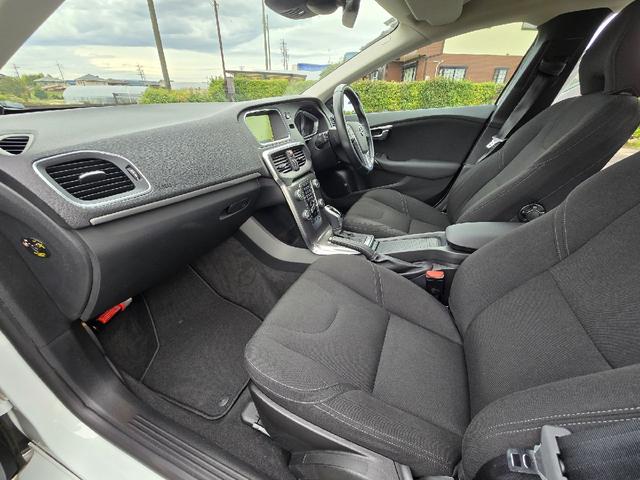 中古車 ボルボ V40 D4 SE 後期 ディーゼルターボ の中古車詳細