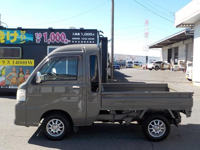 中古車 ダイハツ ハイゼットトラック ジャンボ 4WD ジャンボ 4WD AT フル装備 の中古車詳細 (走行距離不明, アッシュカーキ, 群馬県,  49万円) | 中古車情報・中古車検索なら【車選びドットコム（車選び.com）】