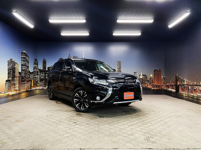 アウトランダーPHEV（三菱）の中古車 | 中古車情報・中古車検索なら【車選びドットコム（車選び.com）】