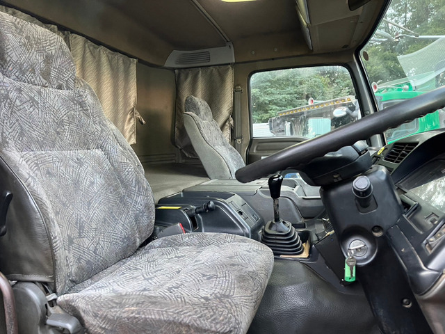 中古車 いすゞ ギガ ダンプ 深ダンプ土砂禁ダンプ新明和7速MT の 中古車 いすゞ ギガ ダンプ 深ダンプ土砂禁ダンプ新明和7速MT の