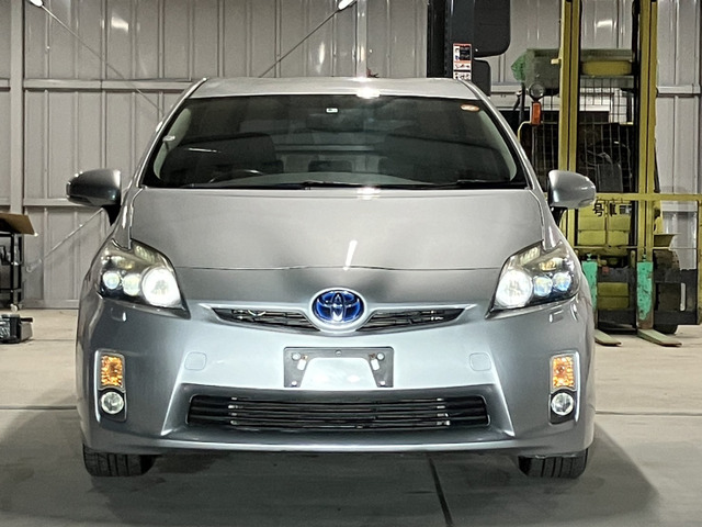 中古　３０プリウス　純正　バネ　前期　Ｓ-LEDエディション プリウス(2010年11月～2011年8月) S LEDエディションの車両