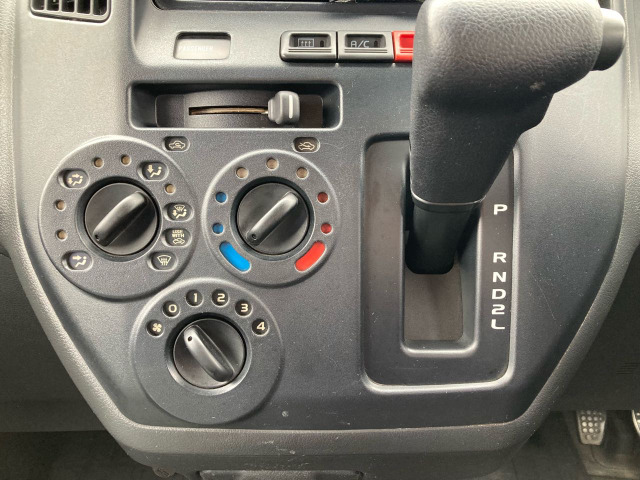 H22 ライトエース S402M オートマシフト/MTシフト 96658 H22 ライトエース S402M オートマシフト/MTシフト 96658
