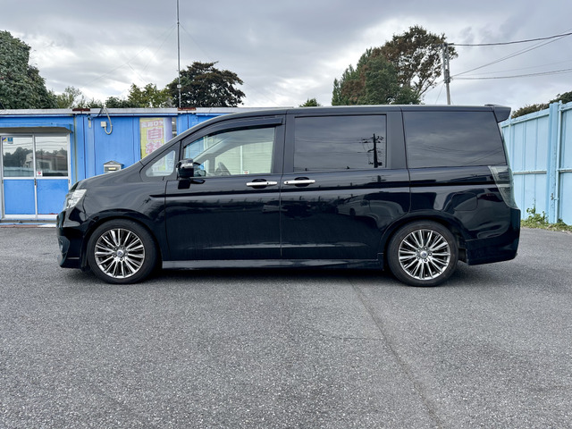 誰でも車がローンで買えます。R9AUTOの自社ローンは他社でローンが通らなかった方でもOK!自社審査で即日回答!金利0%!分割手数料なし!保証人不要!最長84回まで分割OK!