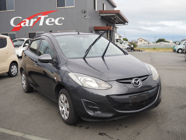 マツダ デミオ 1.3 13C クリーニング済 の中古車詳細 (79,677km