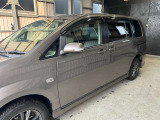 アイシス 2.0 プラタナ 4WD 