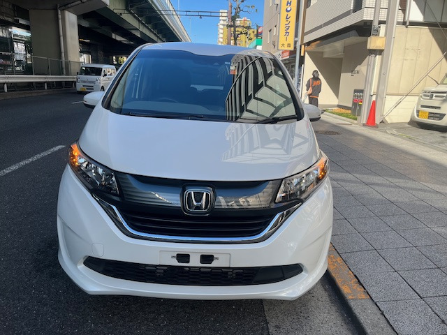 フリード 1.5 G ホンダセンシング バックカメラ・両パワースライドドア