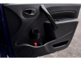 納車時にはボディーコーティングや車内消臭の施工も格安にて行えます。是非ご相談してください。