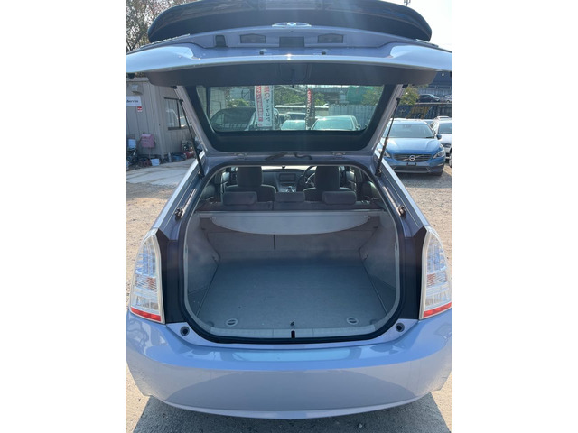 プリウス 1.8 S フォグ・バックカメラ・メモリーナビ地デジ プリウス 1.8 S フォグ・バックカメラ・メモリーナビ地デジ