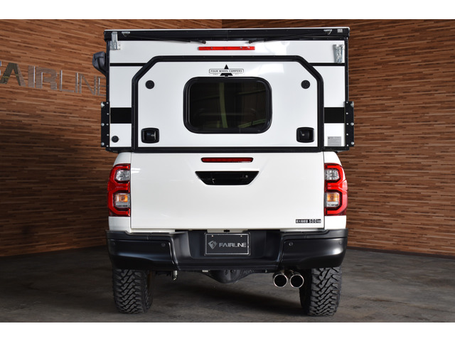 トヨタ ハイラックス 2.4 Z ディーゼル 4WD FWCJデモカー リフトアップ