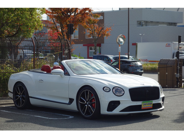 コンチネンタルGTコンバーチブル 6.0 4WD カーボンスポ/ローテーションディスプレイ