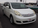 アイシス 1.8 L 4WD 7人乗り CVT