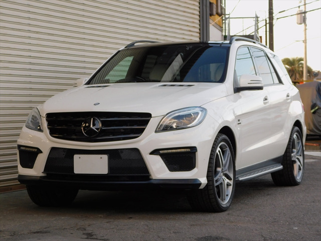 Mクラス AMG ML63 4WD 525psの5.5L V8ターボ!