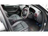 RS3セダン 2.5 4WD BTB 19インチ