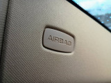 サイドエアバッグ装備