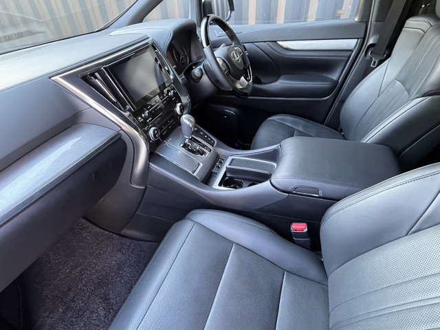 中古車 トヨタ アルファード ハイブリッド 2.5 エグゼクティブ 中古車 トヨタ アルファード ハイブリッド 2.5 エグゼクティブ