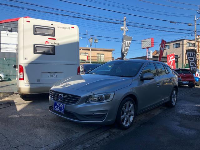 V60 D4 SE ディーゼル 