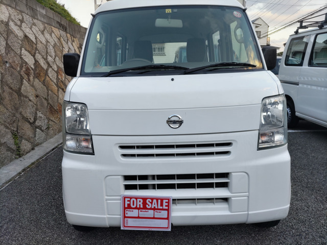 中古車 日産 NV100クリッパー DX ハイルーフ ナビ・ETC付・エブリィバンOEM車! の中古車詳細 (122,000km, ホワイト,  兵庫県, 23.8万円) | 中古車情報・中古車検索なら【車選びドットコム（車選び.com）】