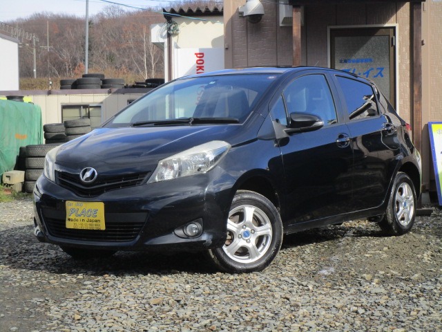 ヴィッツ 1.3 F 4WD ナビ・TV エンジンスターター
