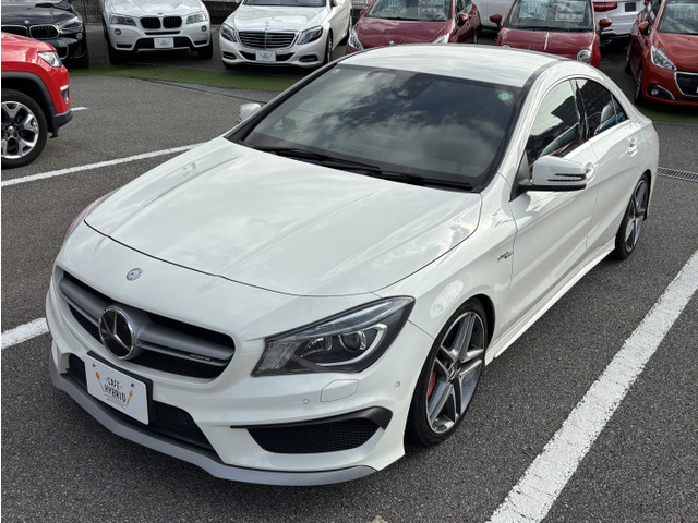 メルセデス・ベンツ CLAクラス AMG CLA45 4マチック 4WD 革シート