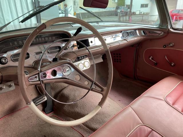 シボレー インパラ 58年モデルハイドロ フェンダースカート の