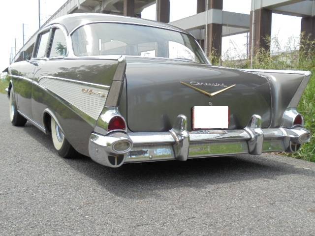 シボレー ベルエア 1957y 2ドアセダン V8 4600cc 後輪エアサス