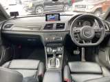 RS Q3 2.5 4WD ナビ/TV/スマートキー