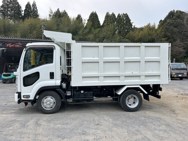 中古車 いすゞ フォワード ダンプ ☆深箱☆土砂禁ダンプ☆距離 中古車 いすゞ フォワード ダンプ ☆深箱☆土砂禁ダンプ☆距離