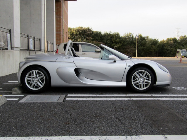 ルノー スポールスパイダー 2.0 パラブリーズ の中古車詳細 (24,441km