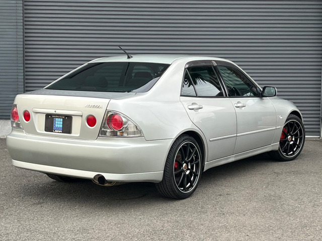 トヨタ アルテッツァ 2.0 RS200 Zエディション 低走行3S-GE 6MT