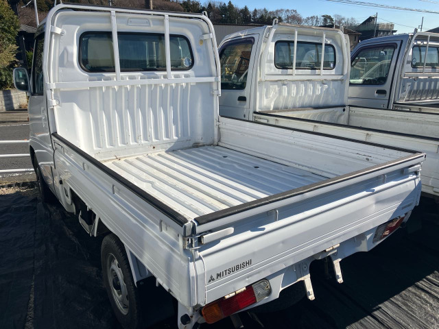 三菱 ミニキャブトラック Vタイプ 4WD MT 車検付 ナビ の中古車詳細  