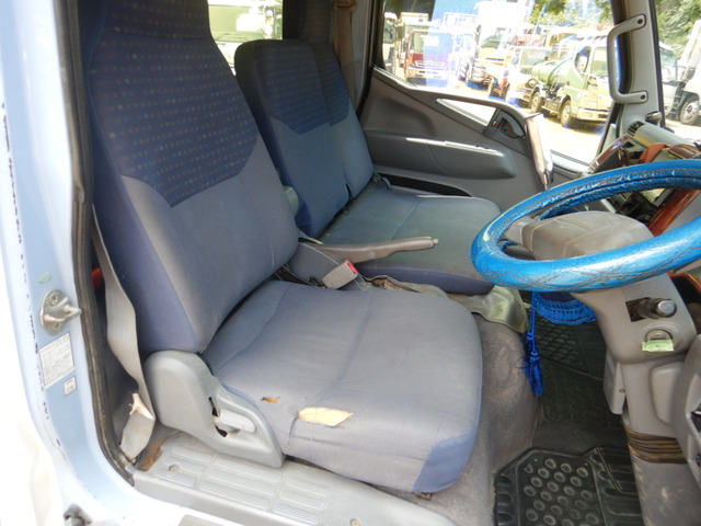 三菱ふそう キャンターガッツ Wキャブ 5速MT デコトラ の中古車詳細