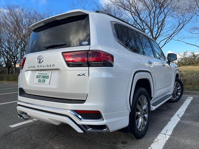 中古車 トヨタ ランドクルーザー300 3.5 ZX 4WD モデリスタ 中古車 トヨタ ランドクルーザー300 3.5 ZX 4WD モデリスタ