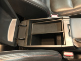【自社整備工場完備】 自社整備工場を完備しており、納車前は徹底整備後お渡しとなります。自社工場だからこそ時間をかけれる。自社工場だからこそきめ細かい整備を。自社工場だからこそ出来る事があります。