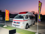 ハイエース  救急車 4WD