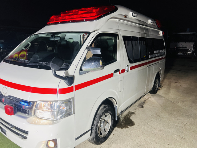 トヨタ ハイエース 救急車 4WD の中古車詳細 (218,600km