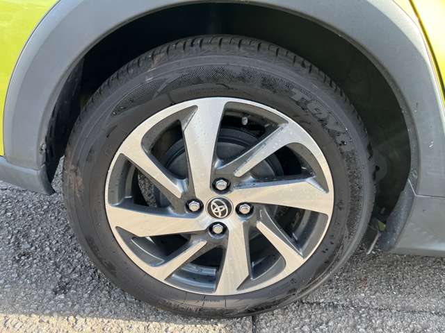 トヨタアクアクロスオーバー純正ホイール