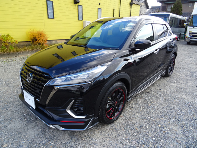 キックス 1.2 X FOUR スタイルエディション(e-POWER) 4WD 1オーナー、足回りの錆もな...