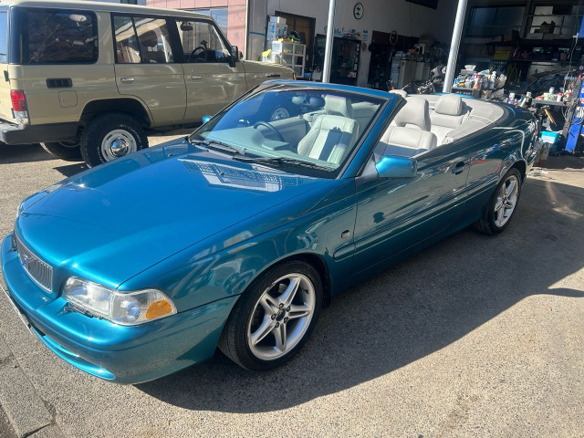 C70カブリオレ ベースモデル ターコイズ・ブルー・パール,ミッドナイト