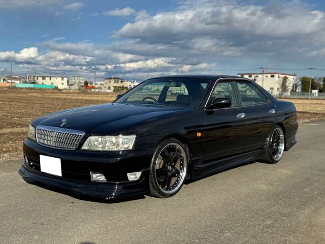 1/24 ニッサン GC34 ローレル メダリストV/クラブS '93｜株式