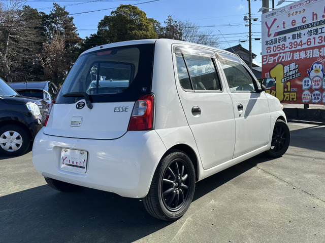 中古車 ダイハツ エッセ D アルミホイール ローダウン 自社
