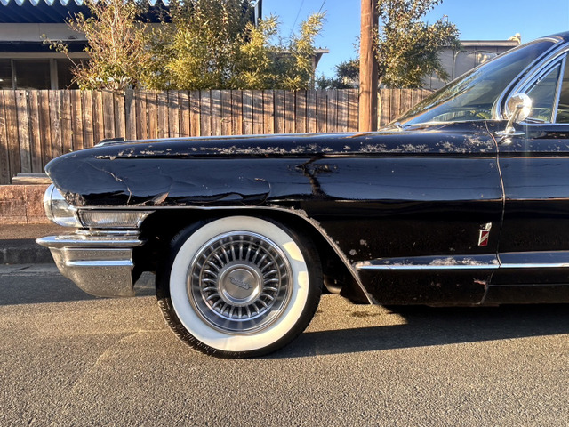 キャデラック フリートウッド 60S の中古車詳細 (36,204km, ブラック