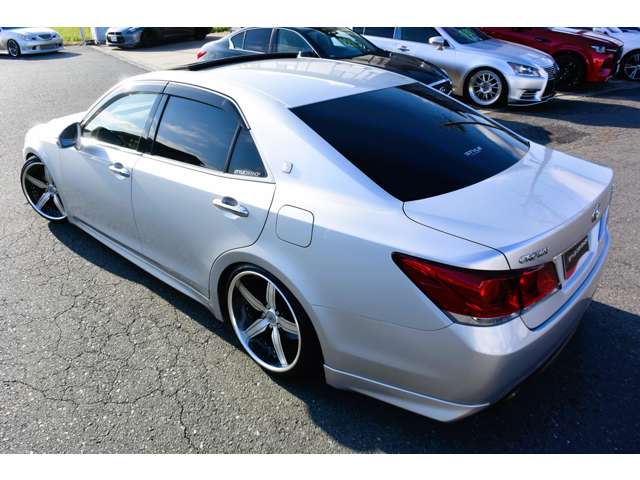 トヨタ クラウンアスリート 3.5 S サンルーフ 黒革シート TEIN車